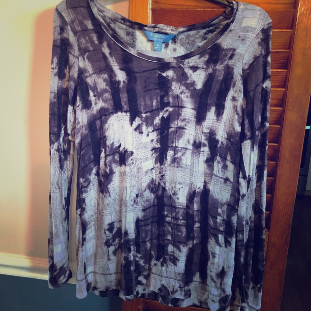 SIMPLY VERA shirt, Size Med